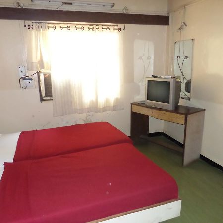 Hotel Sadanand Sangli Ngoại thất bức ảnh
