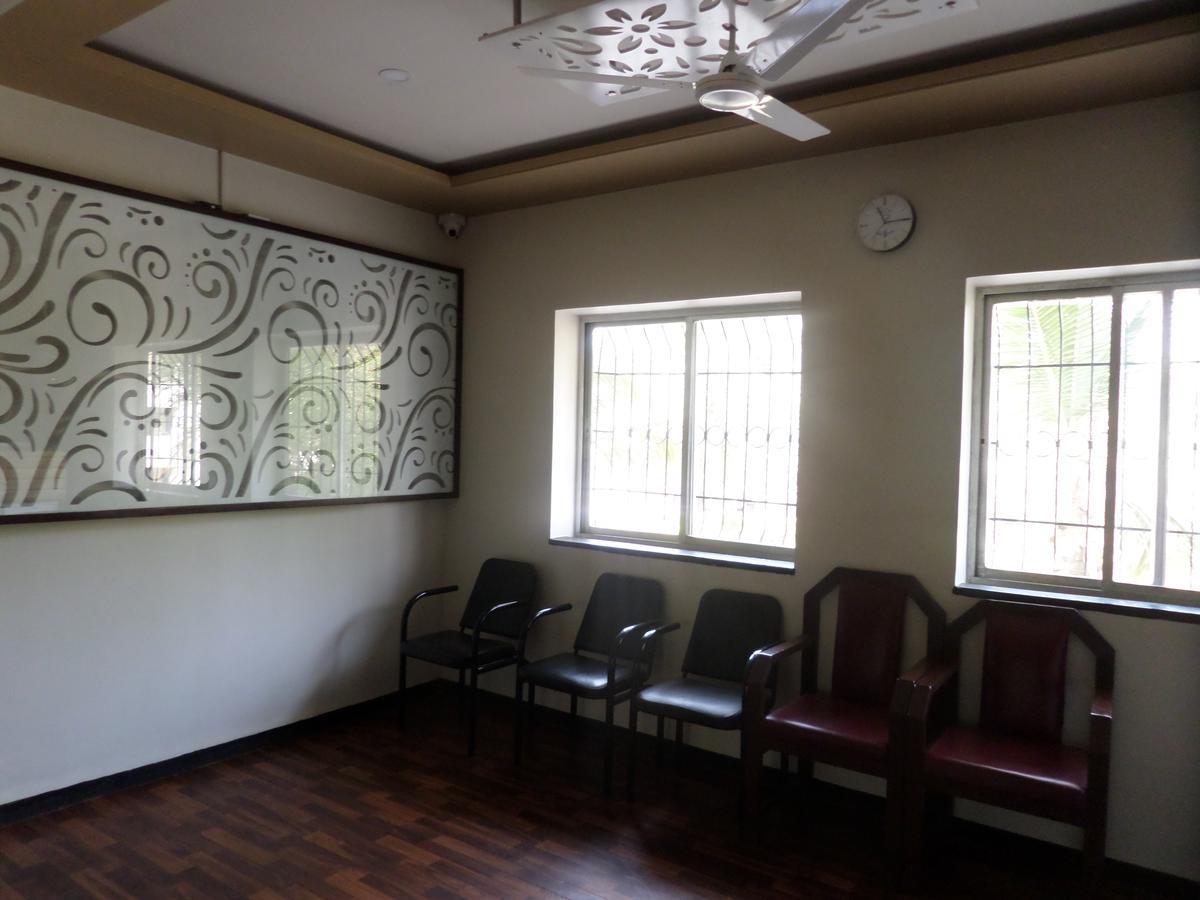 Hotel Sadanand Sangli Ngoại thất bức ảnh