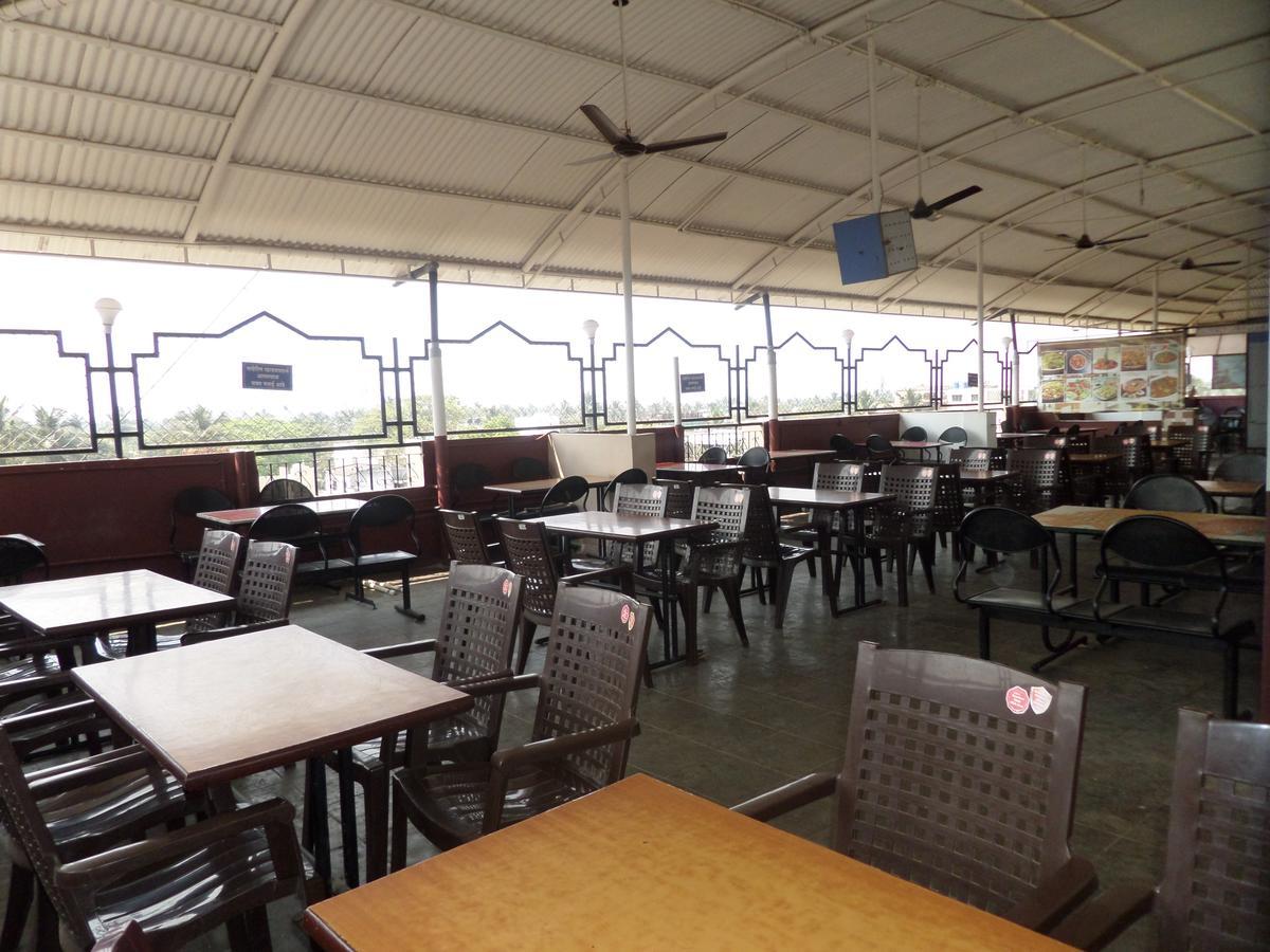 Hotel Sadanand Sangli Ngoại thất bức ảnh