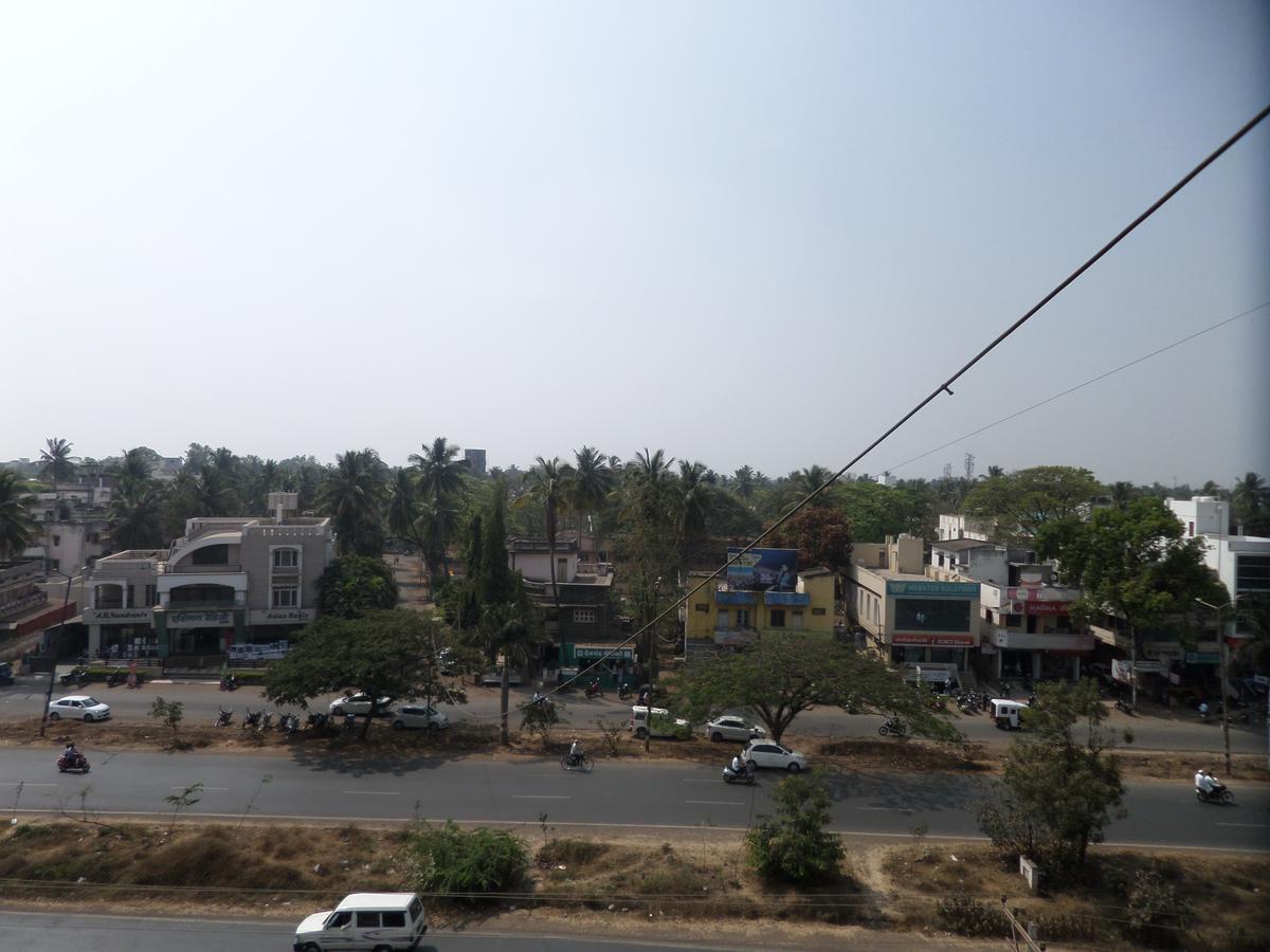 Hotel Sadanand Sangli Ngoại thất bức ảnh