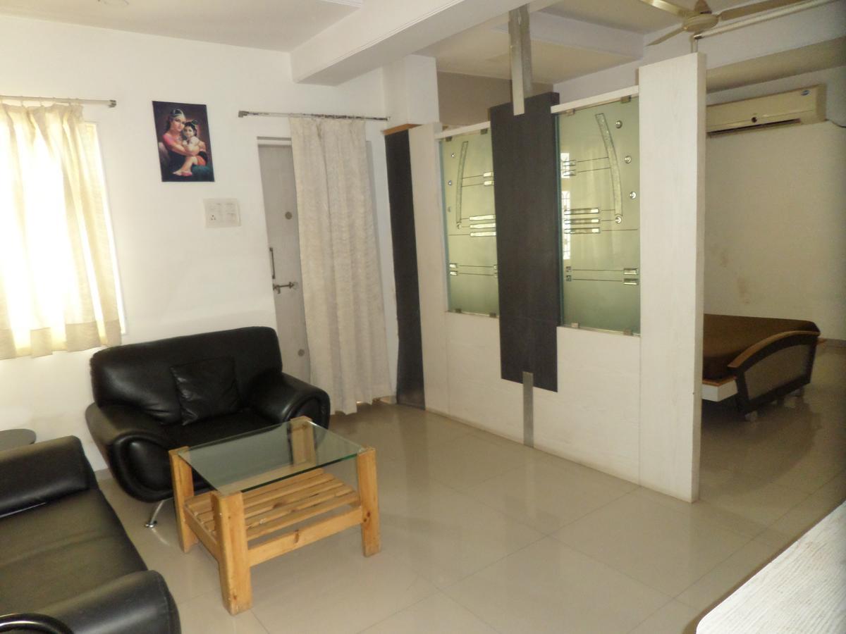 Hotel Sadanand Sangli Ngoại thất bức ảnh